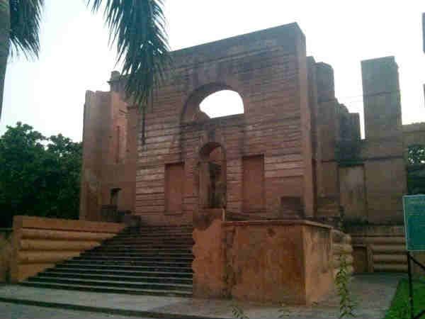 बिना टिकट के करो मौज 