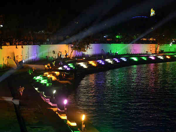 कांकरिया झील से मिलता है स्टेट बैंक ऑफ इंडिया का लोगो