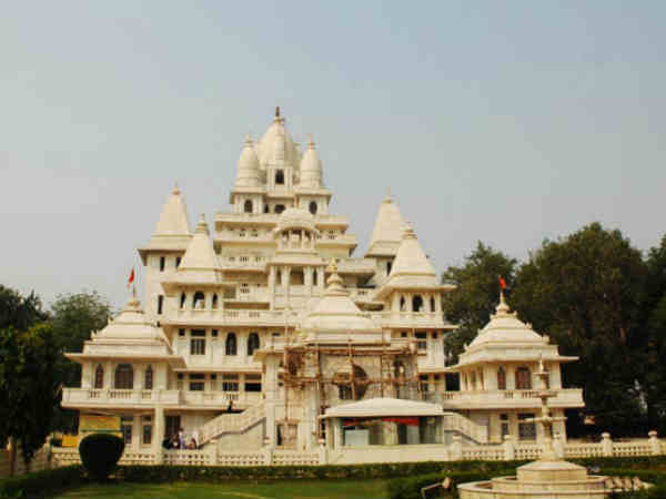  पागल बाबा मंदिर 