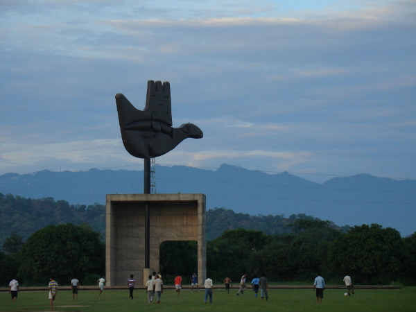 पहला दिन