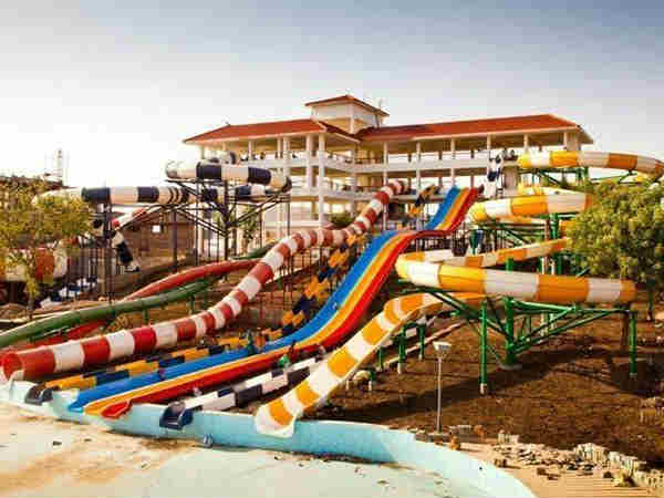क्रिसेंट वॉटर पार्क