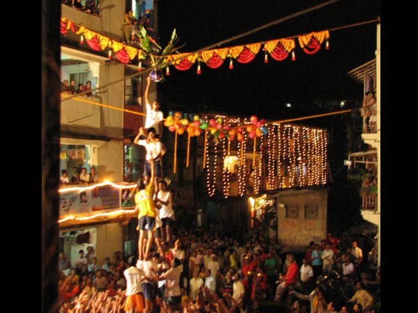 क्यों मनाई जाती है दही हांडी?