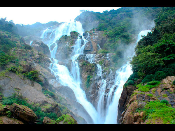 दूधसागर फॉल 