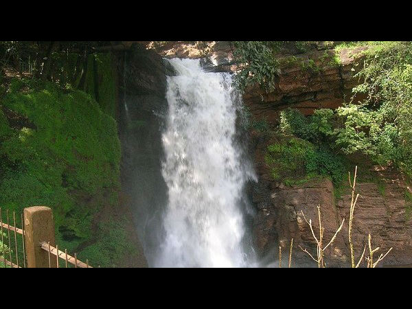 हरवलम झरना