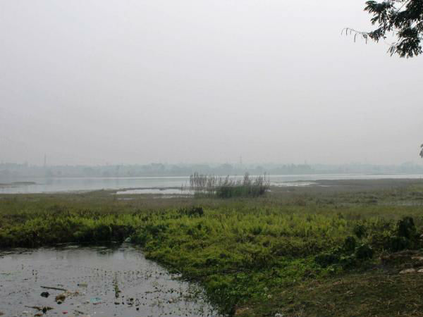 लाल बांध 