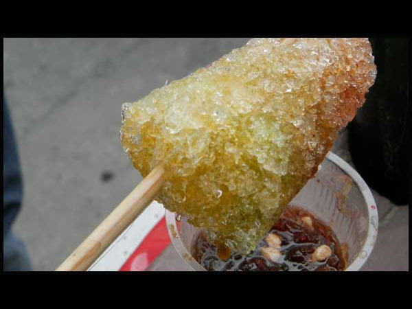 लवली चुस्की 