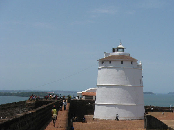 अगुआडा किला