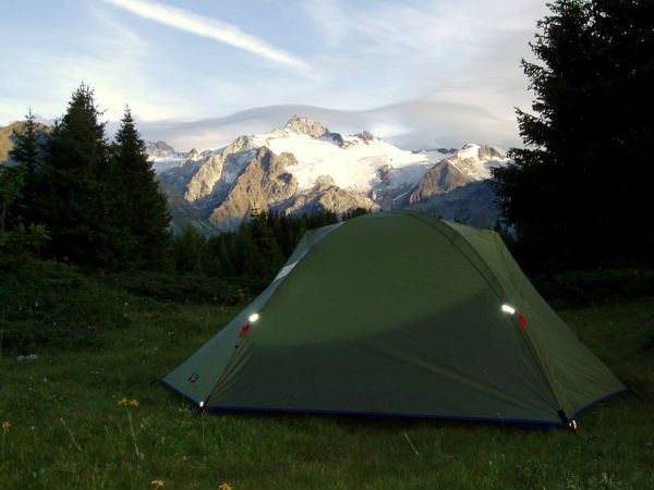 मशोबरा में ले कैम्पिंग का मजा 