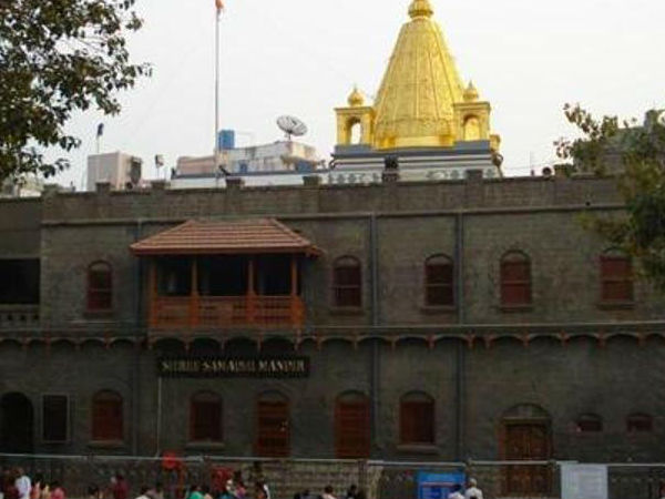 कैसे पहुंचे शिर्डी 