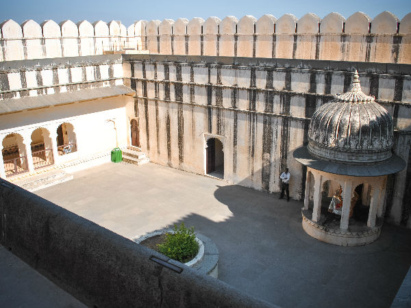 मानसून में एक यात्रा NH 27से