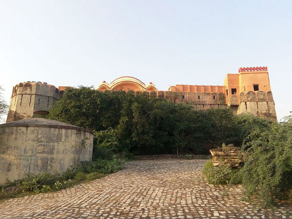 करें धार्मिक यात्रा