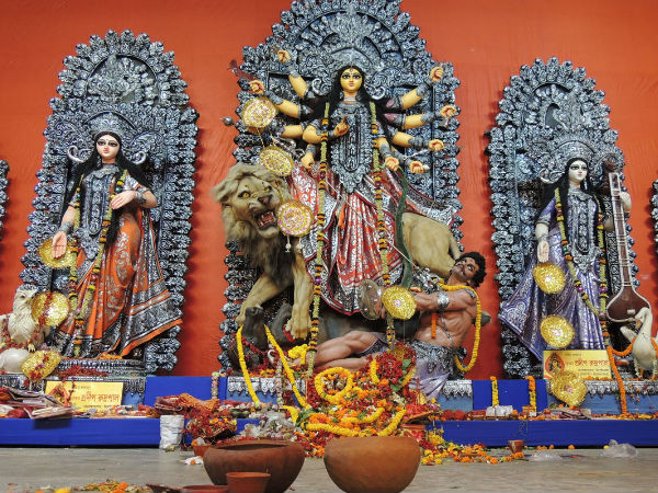 संतोष मित्रा स्क्वायर