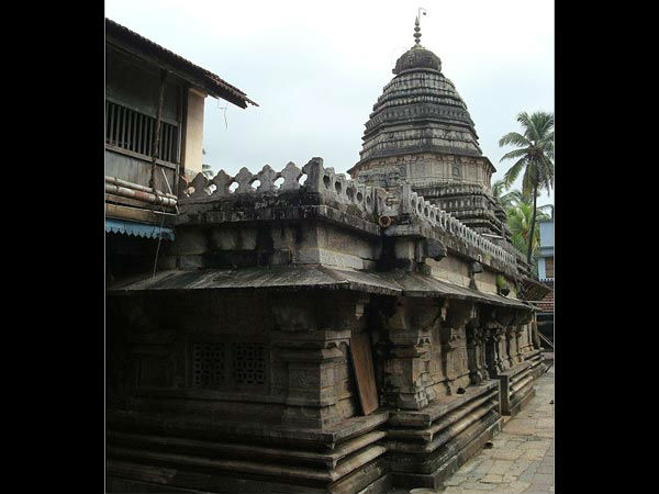 गोकर्णा के मंदिर