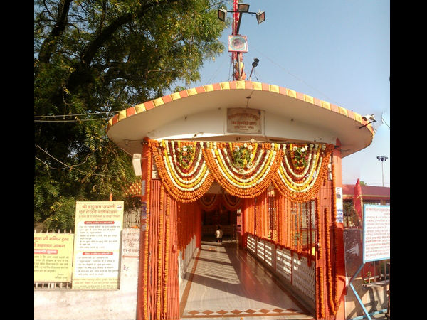 संकट मोचन हनुमान मंदिर 