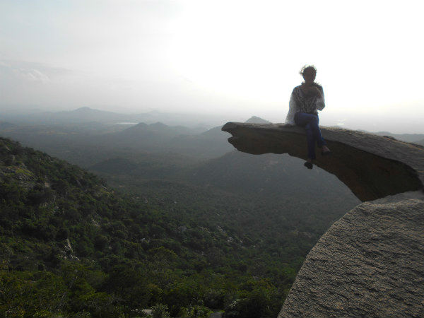 बर्फीली हवाएं