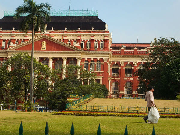 राइटर्स बिल्डिंग