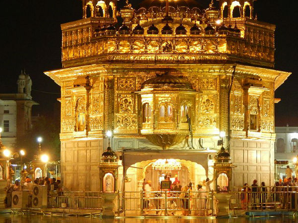 स्वर्ण मंदिर, अमृतसर 