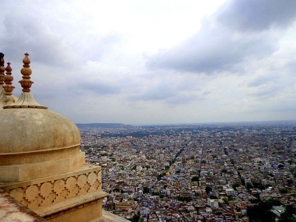 नाहरगढ़ किले पर साइकलिंग