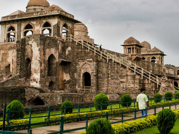  जहाज महल 