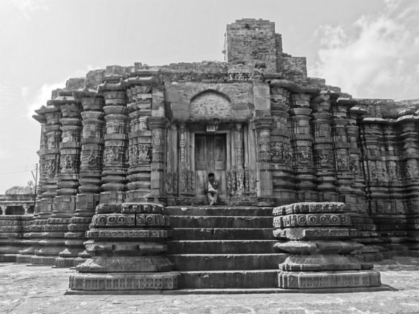 दैत्‍य सूदान मंदिर, महाराष्‍ट्र