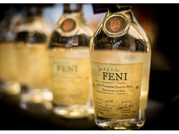 बार से नहीं रोड साइड दुकानों से ले बियर,फेनी 