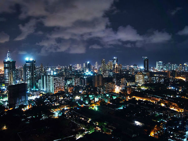 हर चीज में सबसे पहले मुंबई 