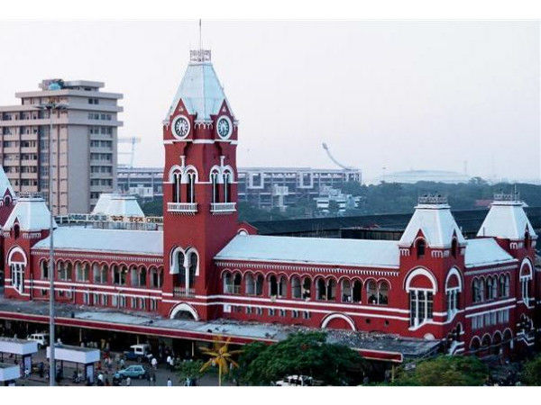 चेन्नई सेंट्रल रेलवे स्टेशन क्लॉक टॉवर 