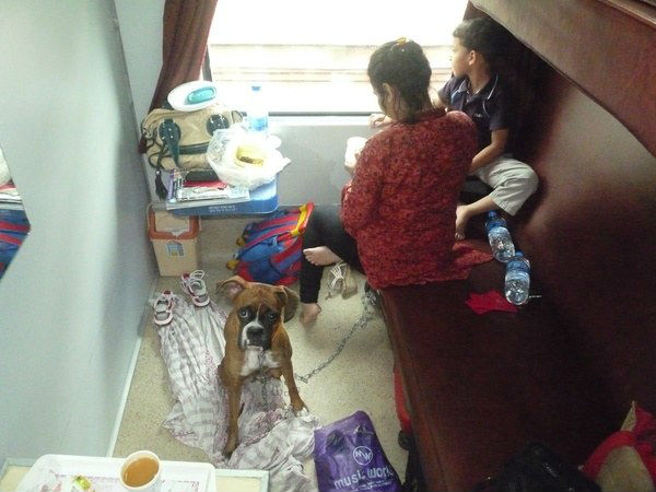 फर्स्ट ऐसी में ही कर सकते हैं सफर