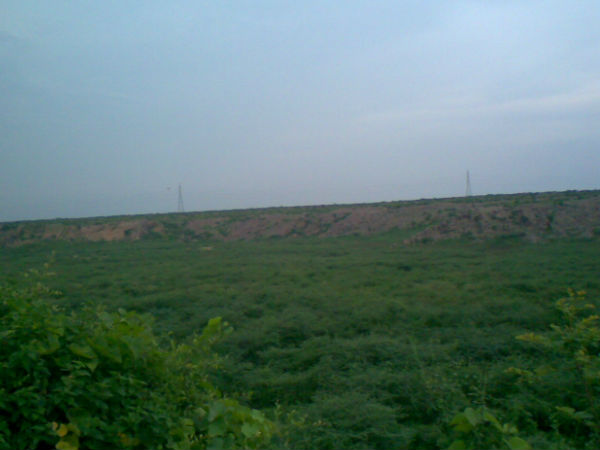 बढ़खल झील