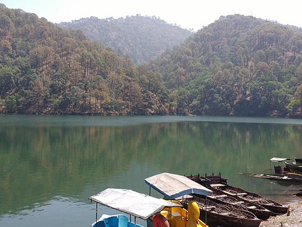 झील की सैर 