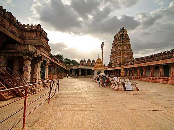 आज भी होती है विधिवत पूजा 