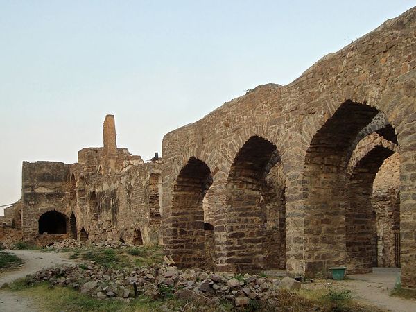 किले की अद्भुत संरचना 