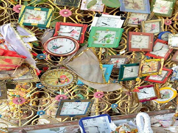 घड़ी वाले बाबा 