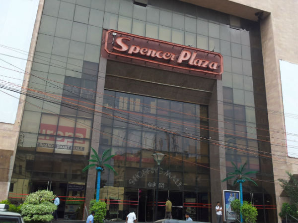 स्पेंसर प्लाजा 
