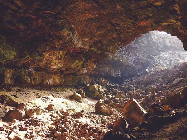 गुफा करती है मनोकामना पूरी 