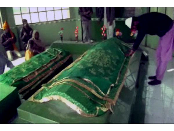 एक और कहानी 