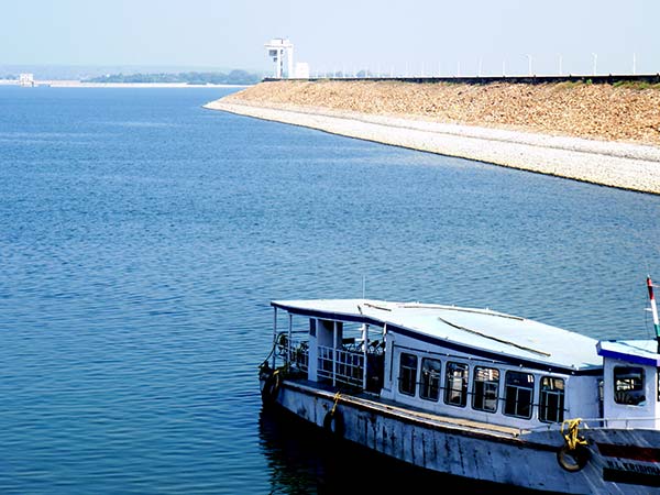 हैदराबाद से नागार्जुन सागर 