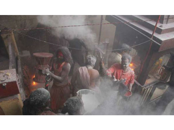 भस्म की होली 