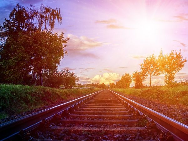 इन क्षेत्रों को जोड़ने का काम 