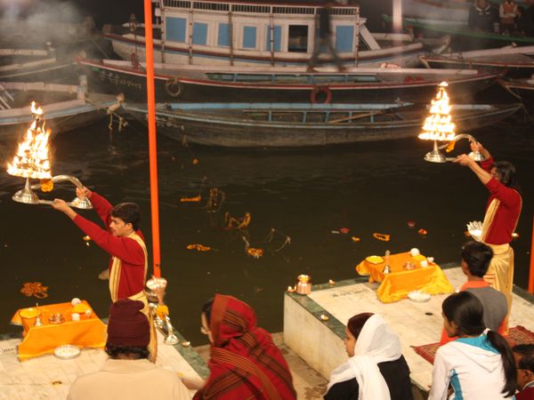 लखनऊ से काशी 