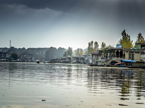 श्रीनगर , जम्मू-कश्मीर 