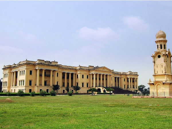 हजारद्वारी महल 