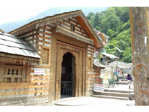 वसिष्ठ मंदिर/गर्म पानी का कुंड 