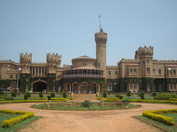 बैंगलोर पैलेस