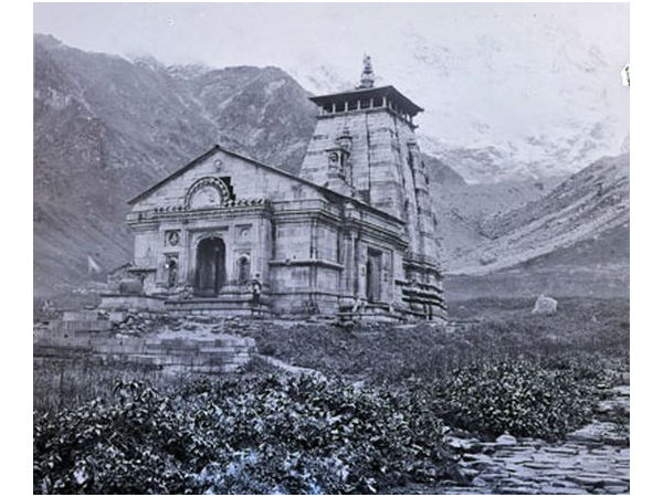 सही कपड़े कपड़ें जरुर रखें 