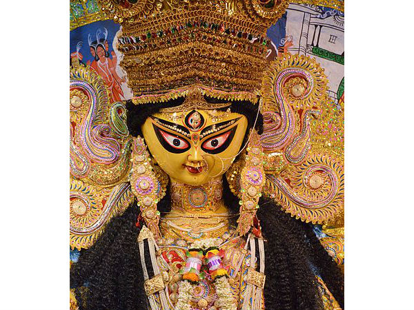 दुर्गा पूजा की धूम