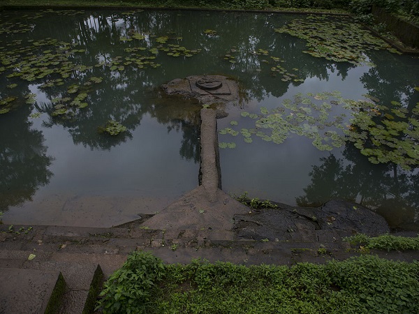 अन्य मंदिरों के साथ संबंध