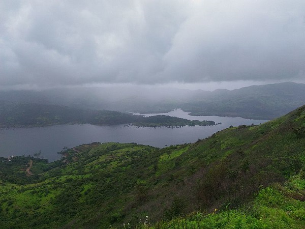 क्‍यों आएं तोरणा किला