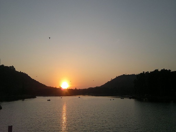 घूमने लायक जगहें - सापुतारा झील 