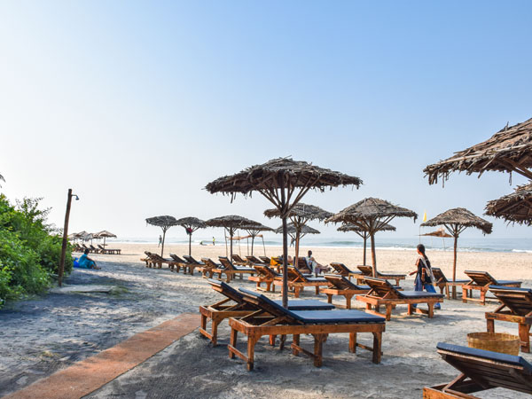 अश्वेम बीच